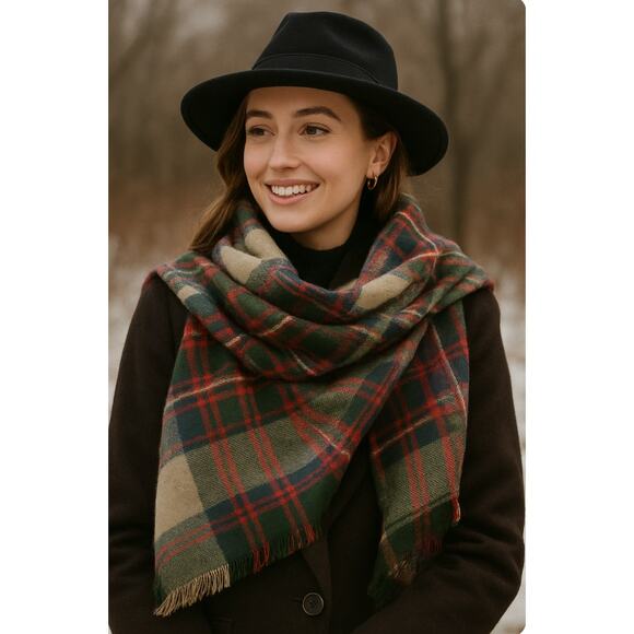 Oversized Plaid Blanket Scarf Shawl Wrap Red Green Tartan Fringe Winter Cozy - Picture 1 of 6